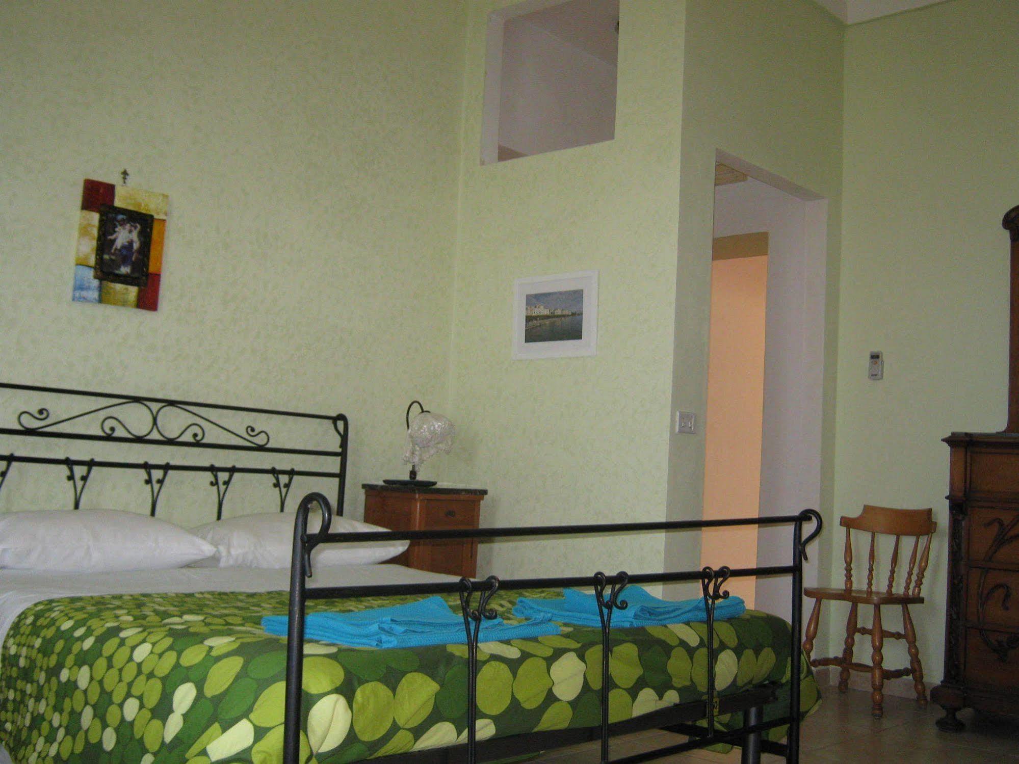 Mare Di S. Lucia Bed & Breakfast Syracuse